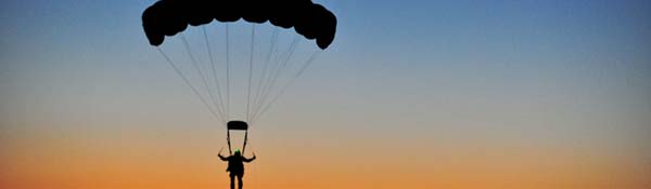 Fallschirmspringen in meiner Nähe finden